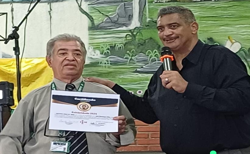 Domingos Poeta recebe homenagem de Honra ao Mérito