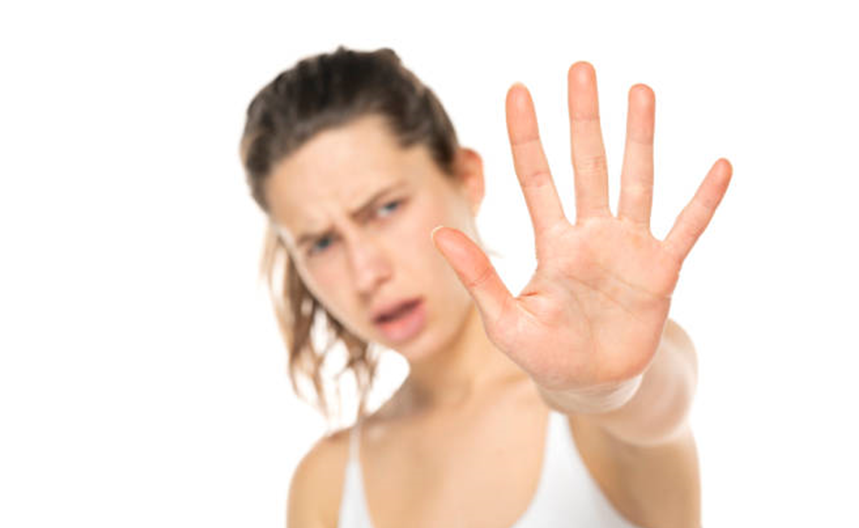 Pare, tudo! Vá para o cantinho do pensamento!